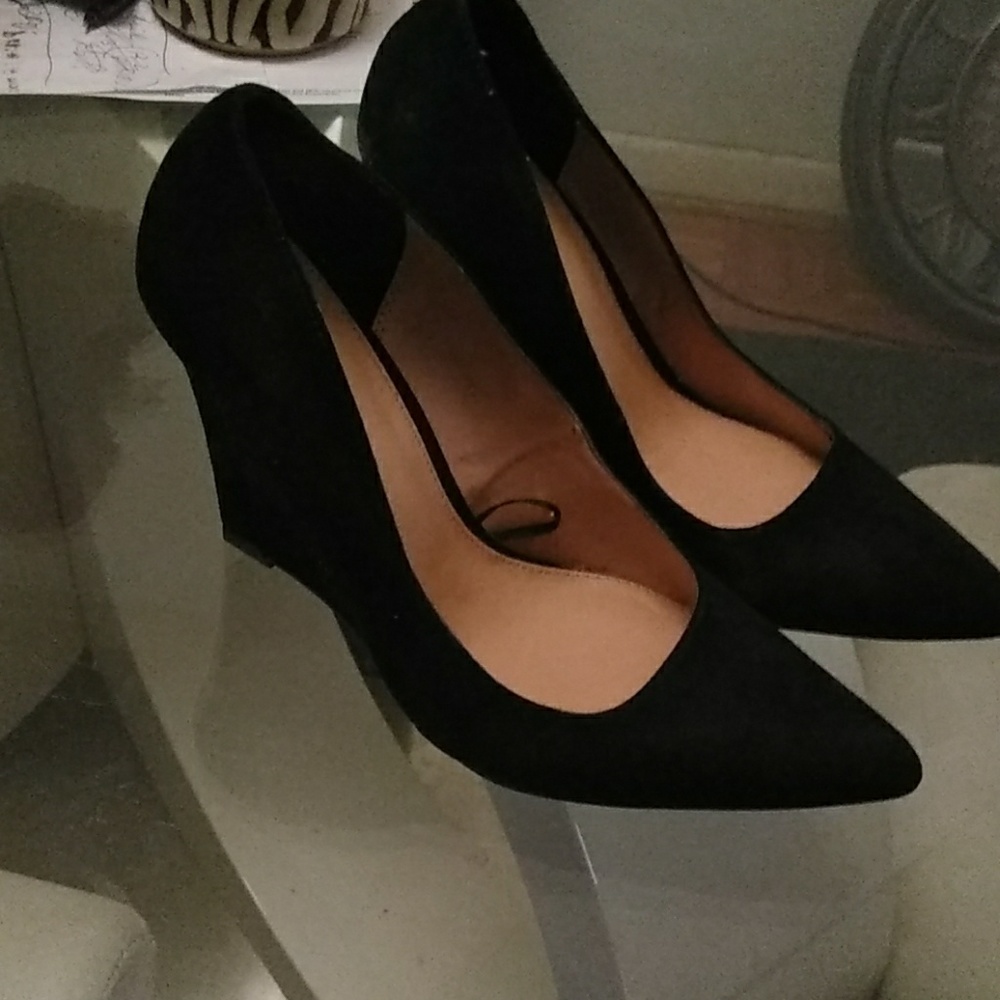 Express Wedges